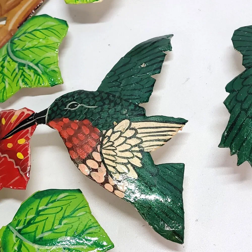 Hummingbird Metal‎ Tole Ware Wreath 14